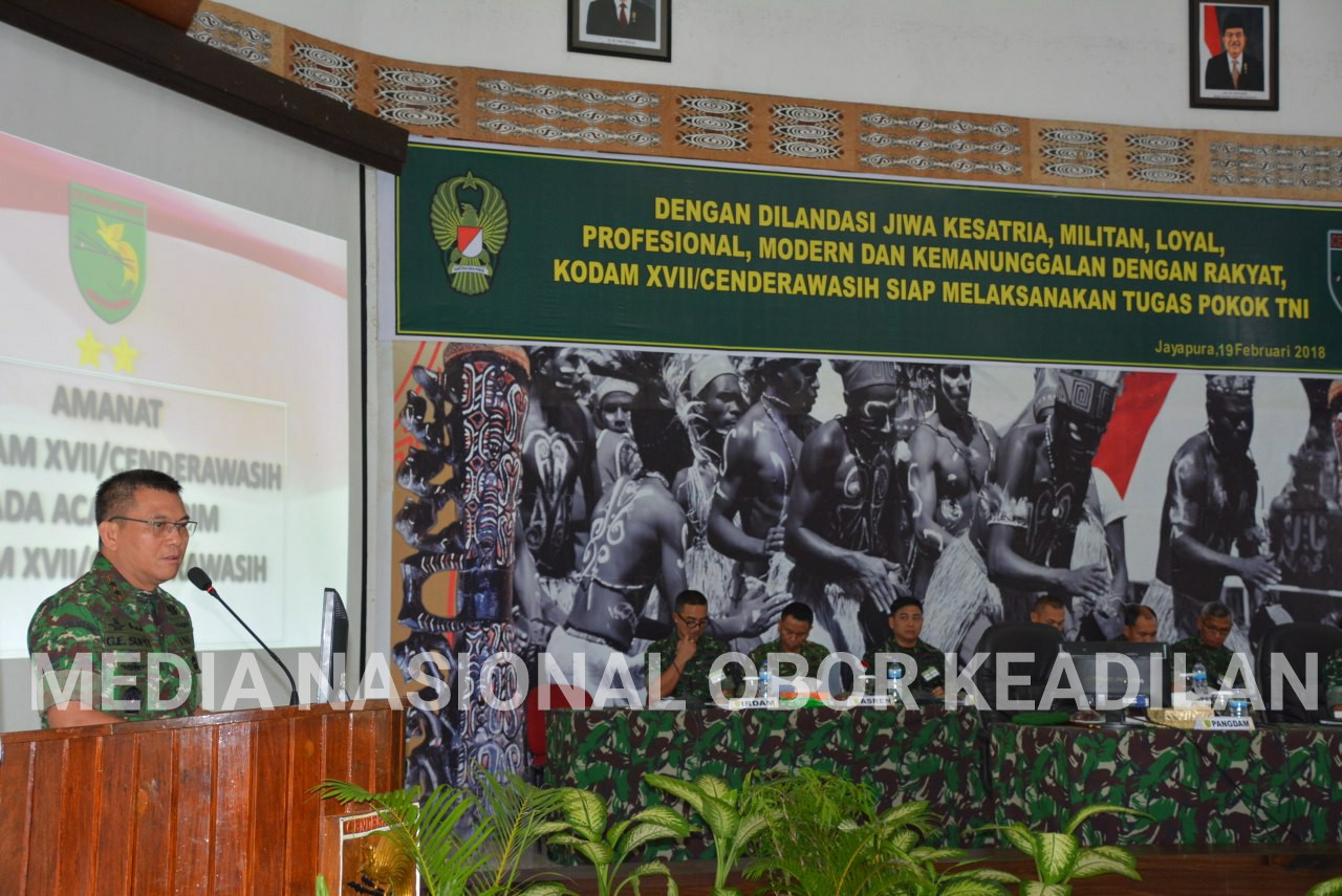 PANGDAM XVII/CENDERAWASIH MEMBUKA RAPAT PIMPINAN TNI AD SE-PROVINSI PAPUA