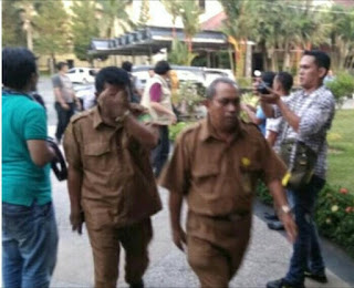 Tim Saber Pungli Poldasu OTT Kadisdik Langkat, Berikut Oknum Kepsek dan 8 Guru.