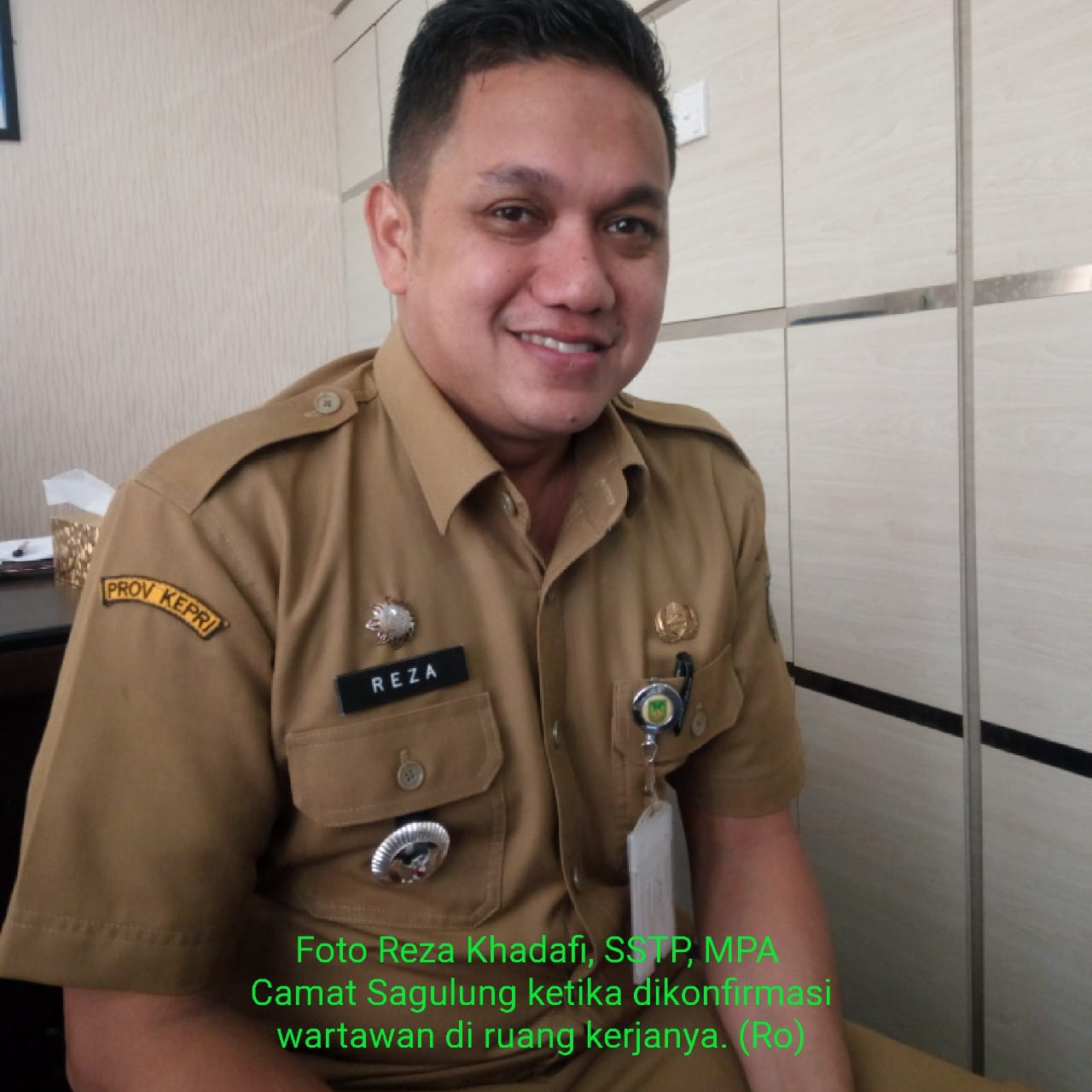 Reza Khadafi, SSTP, MPA Camat Sagulung : bagi siswa yang Pernah daftar wajib diterima masuk sekolah diwilayah sagulung