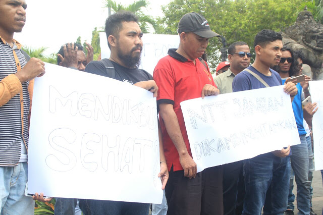 Pernyataan Mendikbud Di Duga Lecehkan Orang NTT.