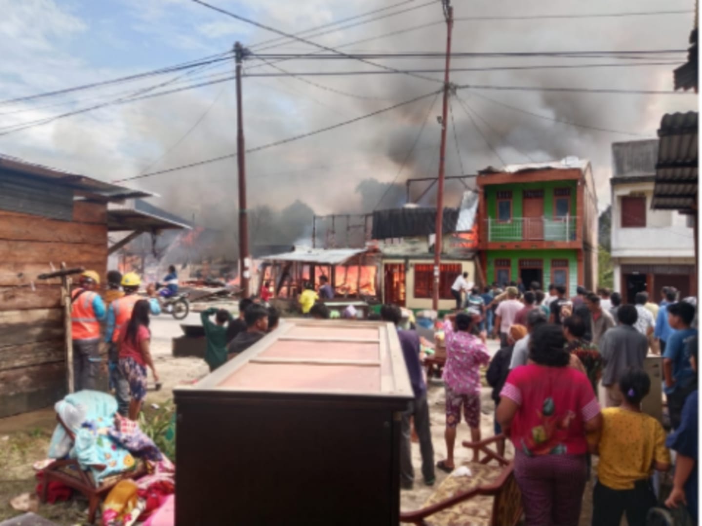 Kota Parsoburan Terbakar, Mobil Damkar Takdapat Difungsikan: Obor Panjaitan Minta Bupati Toba Copot Kadis Damkar