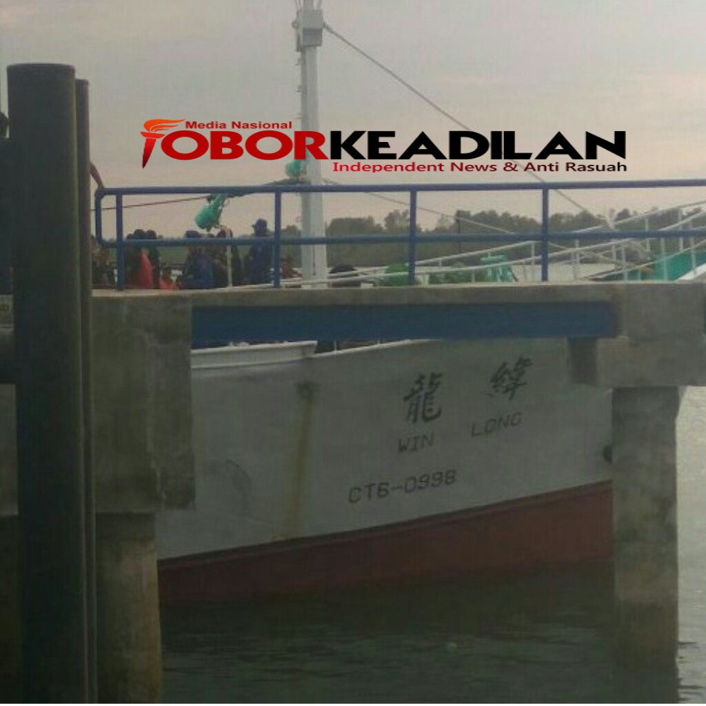 Kapal Win Long BH 2998 berbendera Taiwan yang di curigai mengangkut Narkoba masih menjalani Pemeriksaan di dermaga DJBC Karimun