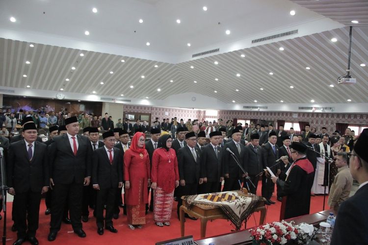 DPRD Kota Tangerang Tak Malu Hamburkan APBD Rp 671 Juta Beli Baju Berbahan Louis Vuitton