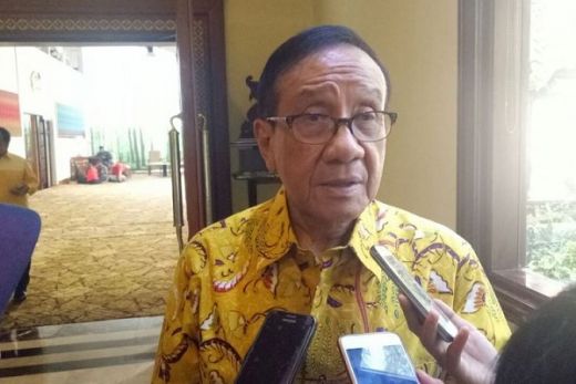 Akbar Tandjung : Golkar Daerah Bergerak Ganti Setya Novanto