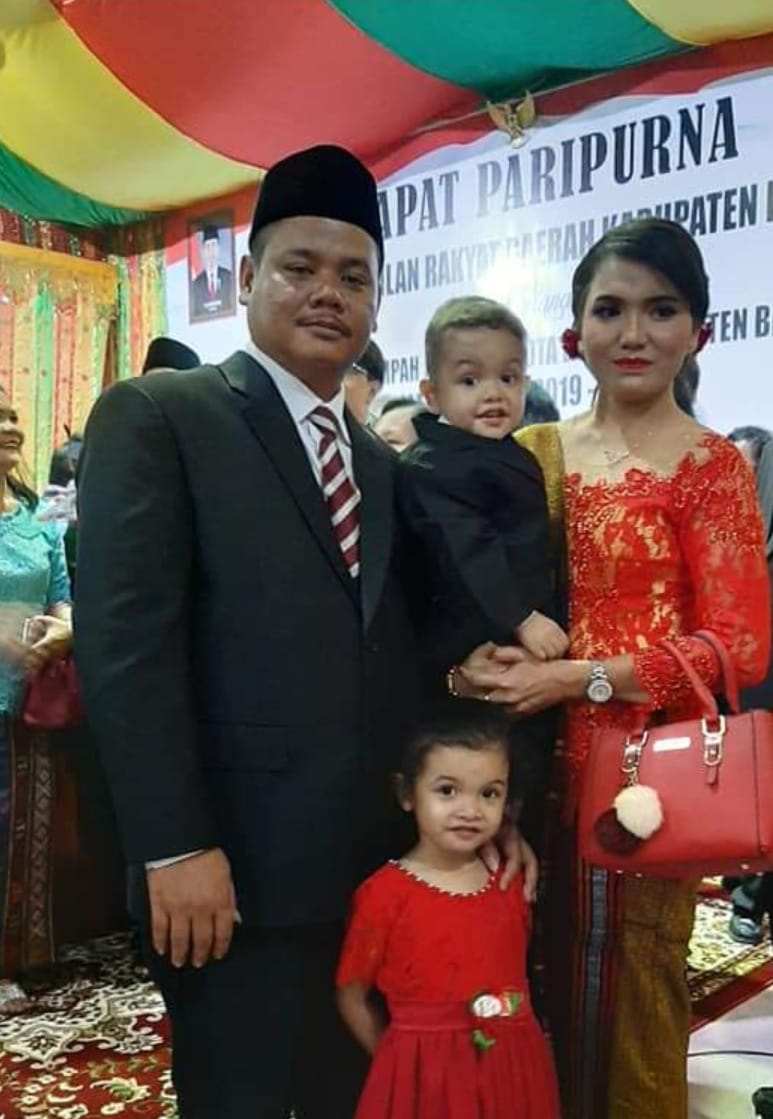 Dilantik Jadi Anggota Dewan Romel Sinalsal, Ucap Terima Kasih Siap Dan Minta Diawasi Masyarakat 