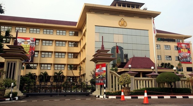 Awas!! Anggota Polri Dilarang Pamer Kemewahan di Dunia Maya Alias Medsos