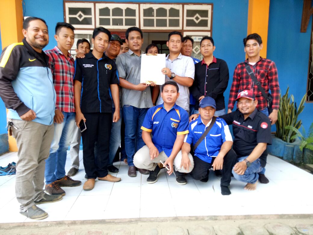 MENGHINA PROFESI JURNALIS OKNUM AW DI LAPORKAN KE POLISI