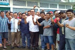 DPR Kritisi Pertamina Akibat Sulitnya BBM Jenis Premium Di SPBU