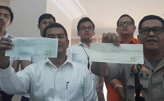 Polda Metro Jaya Tangkap Penipu Catut Nama Yenny Wahid dan Jokowi 