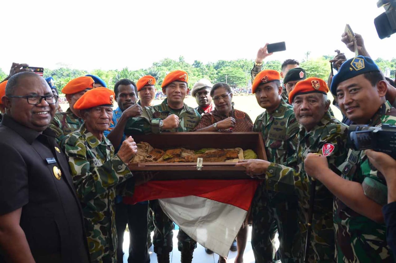 Bendera Merah Putih Pertama di Irian Barat