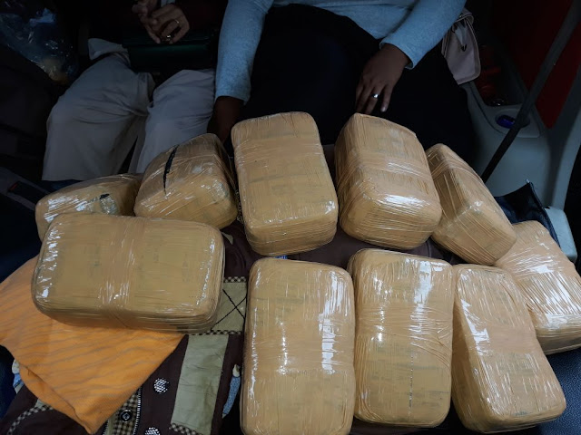 KEDAPATAN BAWA GANJA, DUA WANITA MUDA DI TANGKAP POLISI DI LANGKAT, SUMATERA UTARA