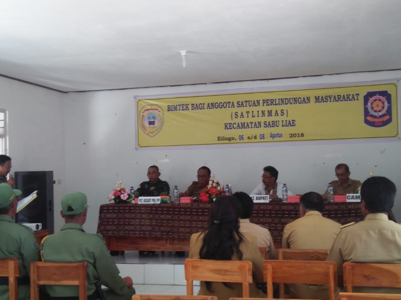 PLT BUPATI SABU RAIJUA BUKA KEGIATAN BIMTEK SATLINMAS 