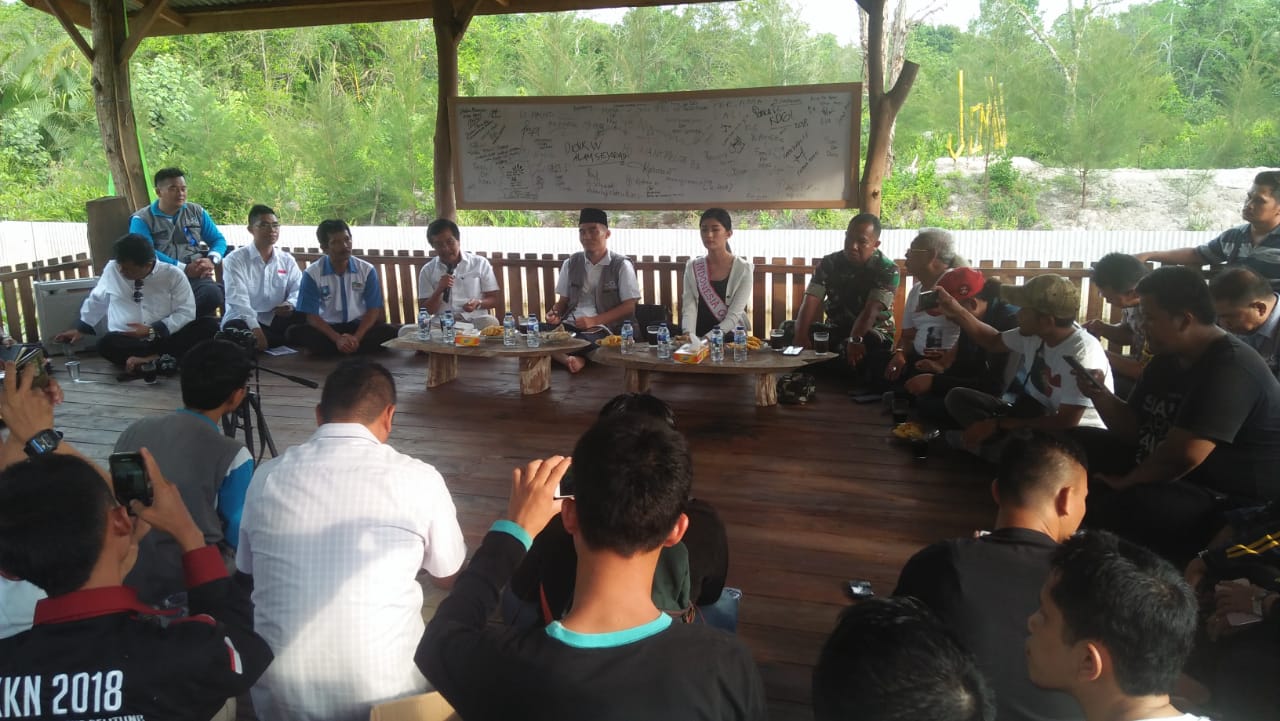 Wagub Babel, Abdul Fatah Ajak Masyarakat "NGUPI & BEKISAH" Tanam Pohon Demi Air