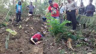 Mayat Perempuan Tanpa Identitas di Lokasi Hutan Watu Blorok ,kabupaten Mojokerto