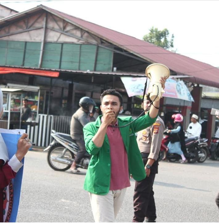 Mahasiswa  Pertanyakan Pemilihan Rektor Unimal