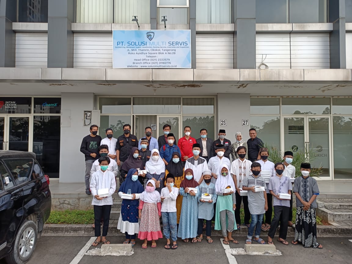 PT.Solusi Multi Servis Adakan Syukuran dan Santunan Anak Yatim