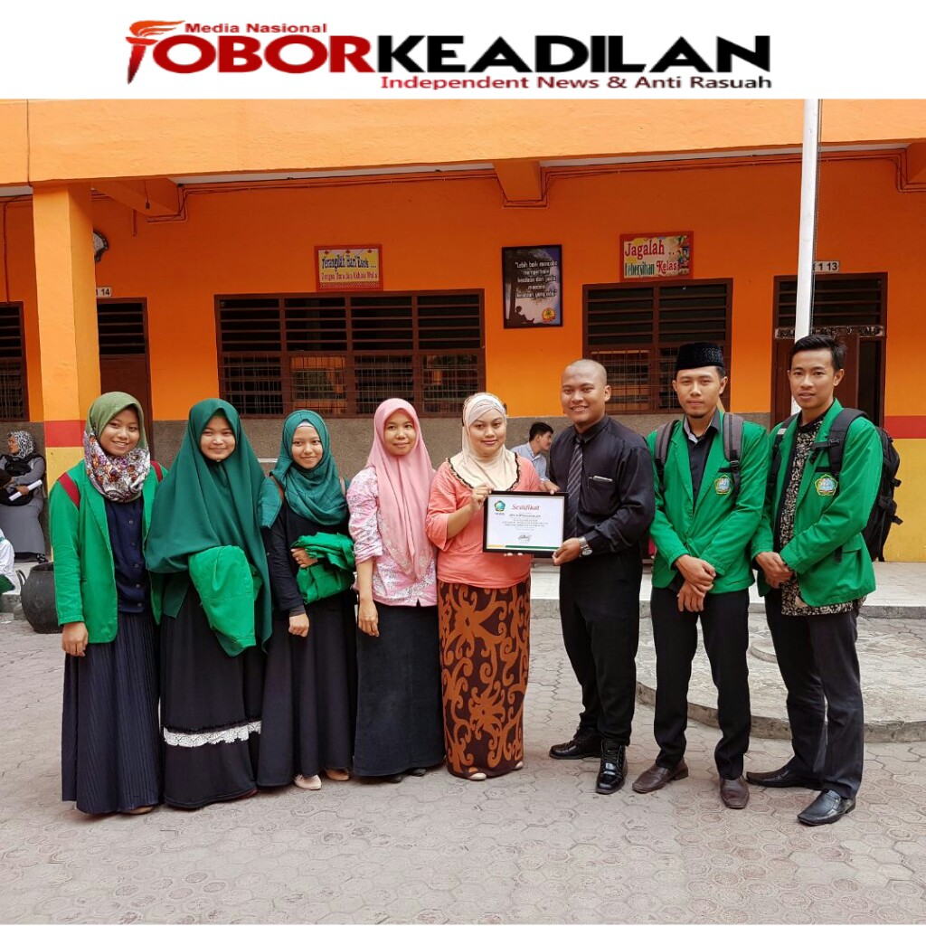 PENYULUHAN HUKUM SEBAGAI BENTUK PENGABDIAN MAHASISWA