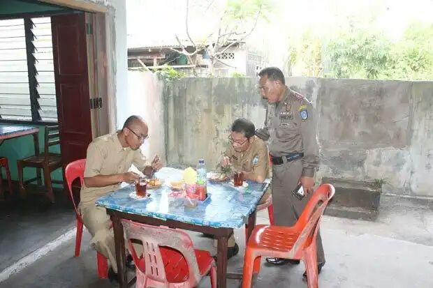Satpol PP Pemprov Kepri Amankan 10 PNS, Termasuk Kepala Dinas Berkoloyoran Saat Dinas Kerja