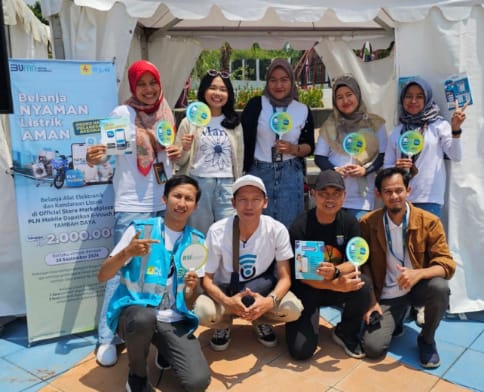 PLN UP3 Depok Ambil Peran Semarakkan Peresmian Alun alun Barat Dengan Merilis Layanan PLN Mobile 