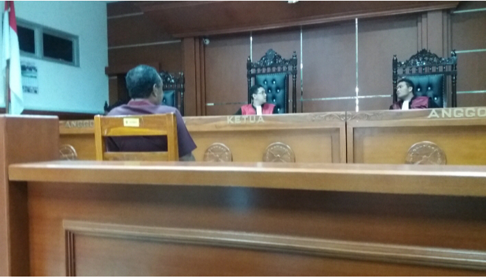 Sidang Perdata Saksi Sunny dan Amon Djobo Terkait Hutang Piutang Pilkada 2013 Berlangsung Aman
