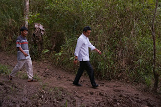 SELAKU KONTRAKTOR MENYEROBOT LAHAN MASYARAKAT TANPA GANTI RUGI