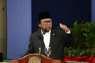 Oesman Sapta: Mahasiwa Ujung Tombak Indonesia