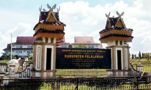 Fungsi Pengawasan DPRD Pelalawan Riau Mandul alias Tidak Jelas Terkait Pertanggungjawaban Bupati untuk APBD 2017
