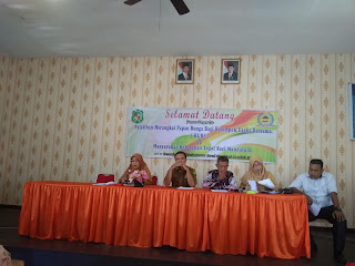 Gandeng Paula Production, Kelurahan Tegal Sari Mandala II Gelar Pelatihan Perangkaian Papan Bunga