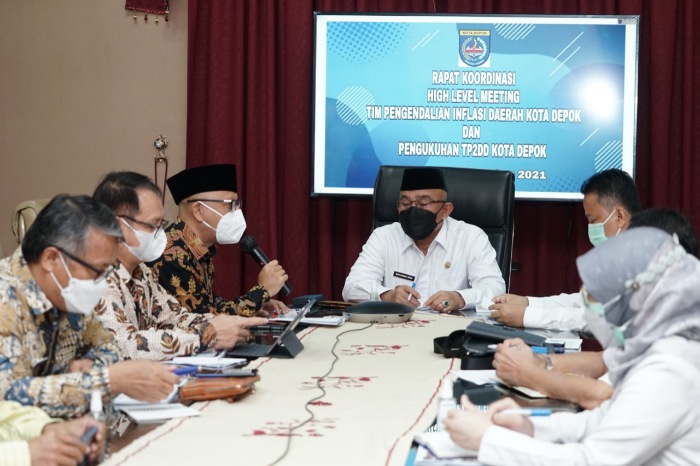 Wali Kota Mohammad Idris Sampaikan Berbagai Upaya Pengendalian Inflasi di Depok Saat Rakor HLM TPID
