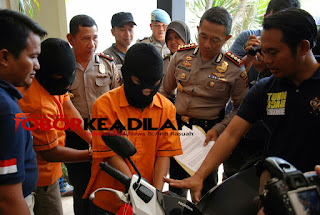 DUA  SPESIALIS PENCURI MOTOR,TERKAPAR DI HADIAHI TIMAH PANAS POLISI DI BANDAR LAMPUNG.