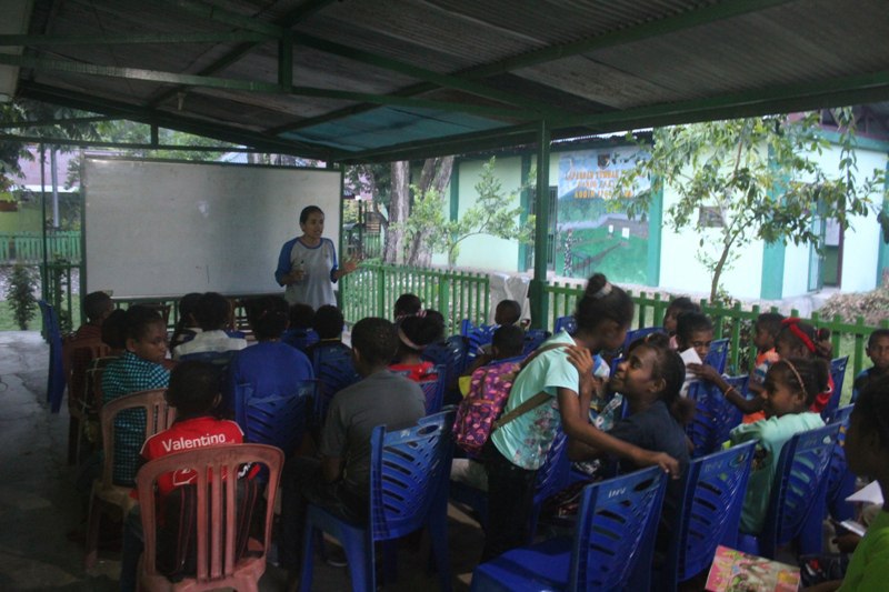 Selain TMMD, Ada Juga Program Belajar Mengajar Yang Dilaksanakan Di Kediaman Dandim 1709/Yawa