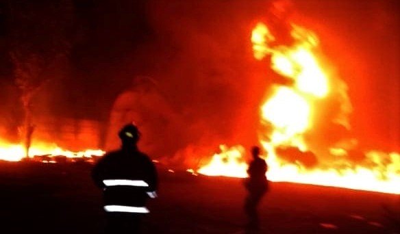 8 Tahun Beroperasi, Gudang Solar Milik Oknum Aparat Terbakar ?
