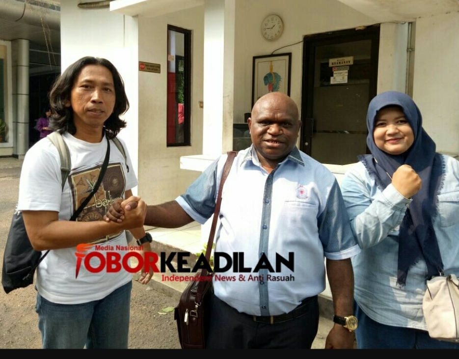 Natalius Pigay ' Ogah Berkapasitas Sebagai Jubir Kampanye Capres Prabowo
