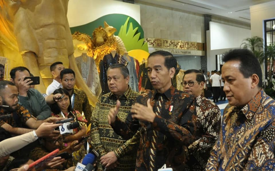 Soal Amnesti Baiq Nuril, Presiden Jokowi: Begitu Sampai Meja Saya, Secepatnya