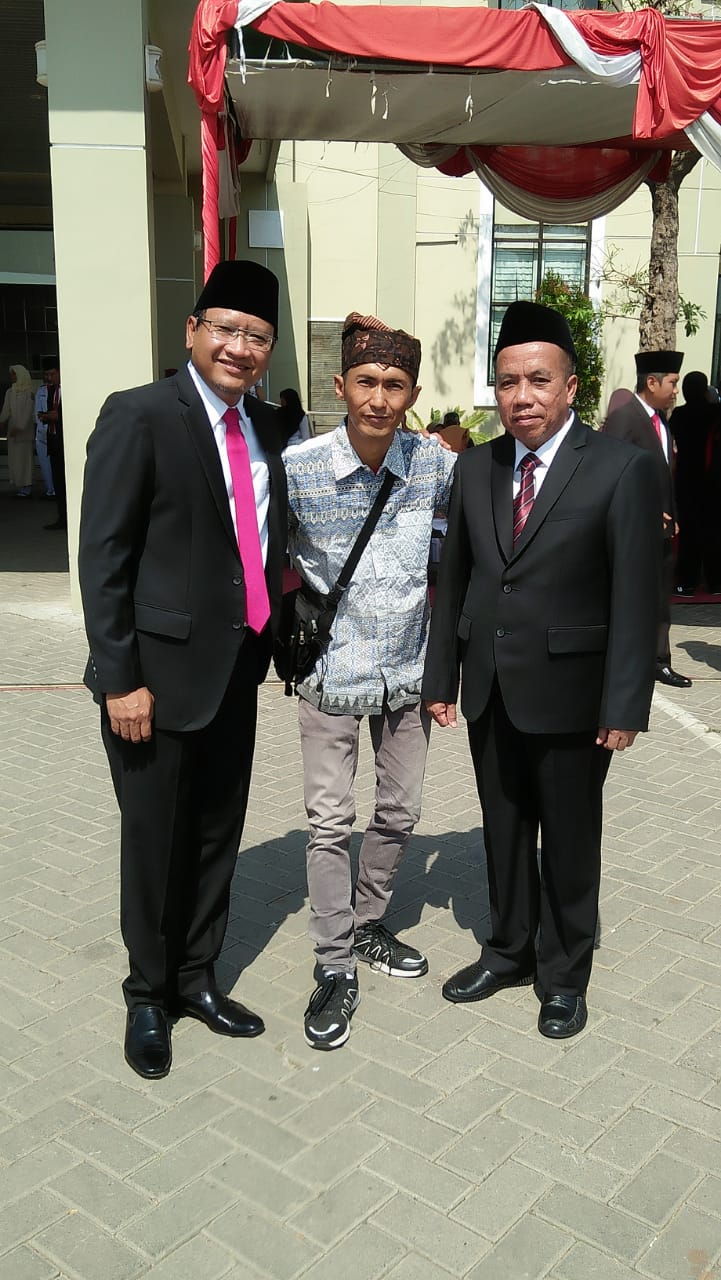 Penderita HIV Bersalaman Dengan Bup dan Wabup Pasuruan, Gareng: Jangan Jauhi Kami