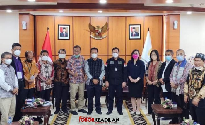 Puji Tuhan, Di Senayan Delegasi AGTT Bersama Pimpinan DPD RI Sepakat Tutup TPL Permanen