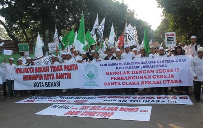 FPI Bilang Akan dan Siap Bongkar Gereja di Bekasi Sebagai Semangat Dukungan ke Paslon PKS-Gerindra.