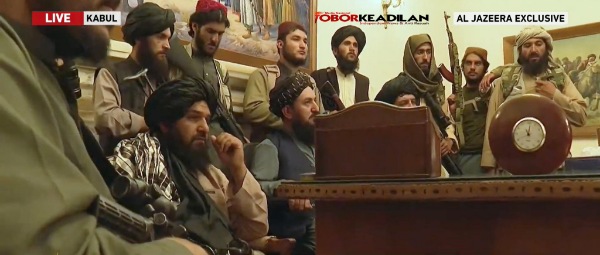 Breaking News. Presiden Afghanistan Ghani melarikan diri dari negaranya Kini Taliban kuasai Istana di Kabul