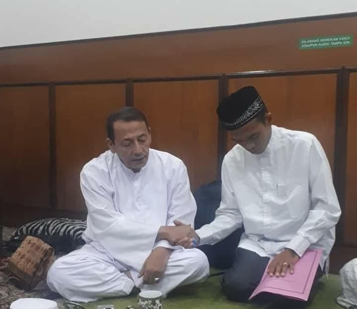 UAS Sowan Maulana Habib Lutfi, di Pekalongan UAS Pun Diberi Nama  Syekh Abdus Samad