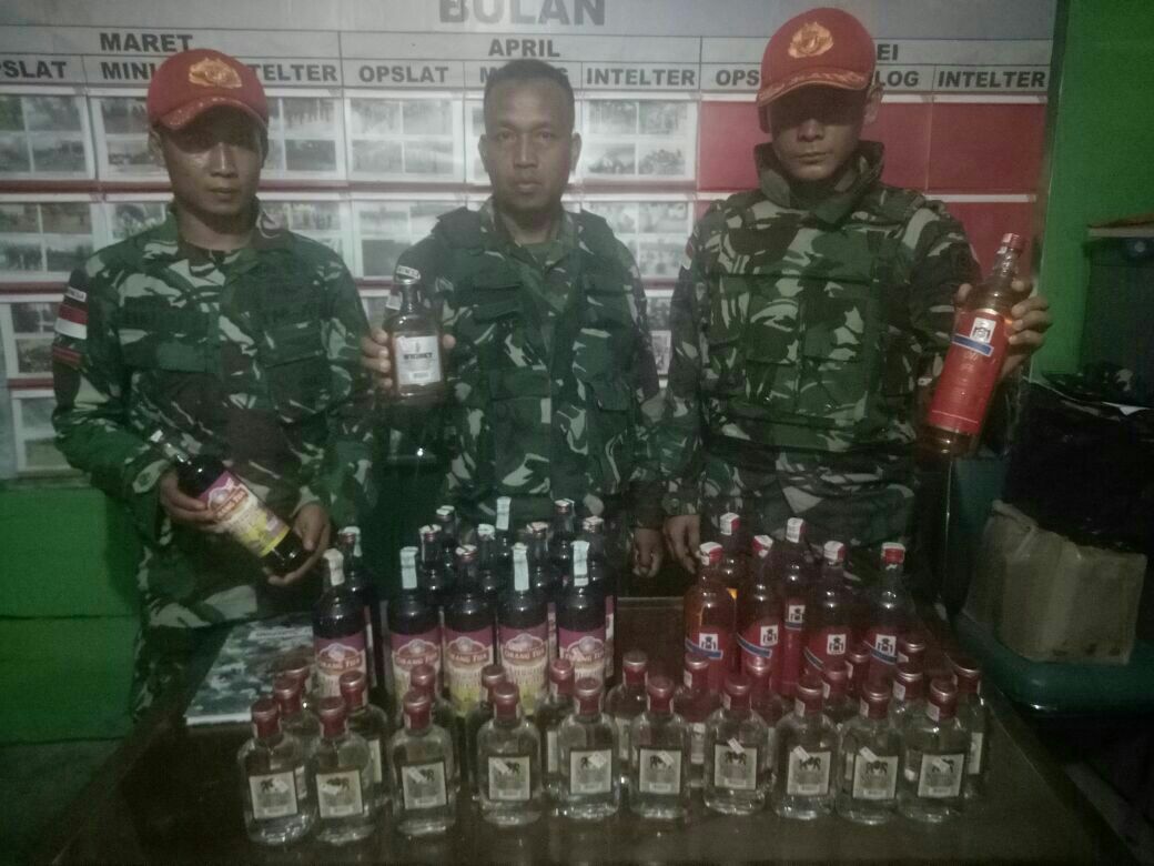Puluhan Botol Miras Terjaring Sweeping Satgas Yonif 501 Kostrad