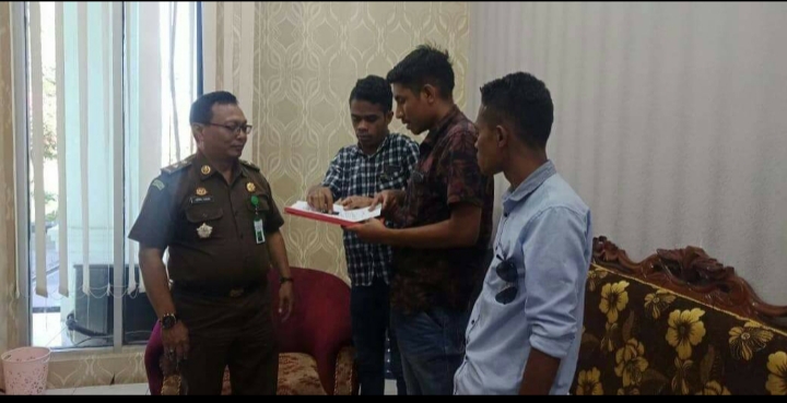 Penganggaran Proyek Penjarangan Jambu Mete di Flotim Beraroma Korupsi