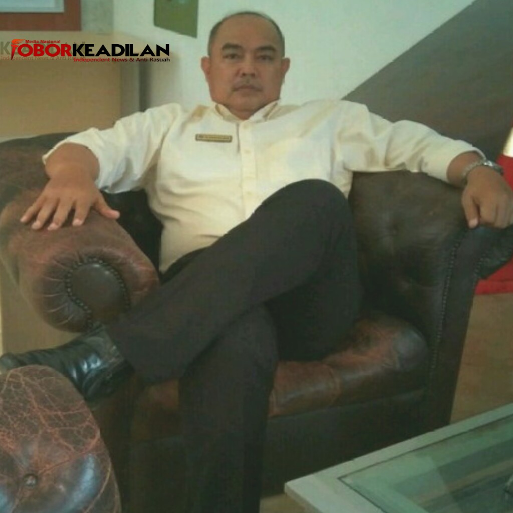 RUNTUHNYA ILMU EKONOMI: AKIBAT KESERAKAHAN MENJELMA JADI KAPITALISME