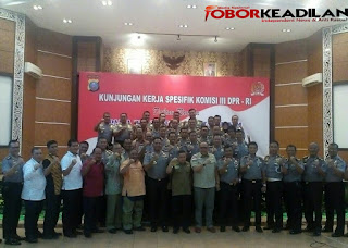 KOMISI III DPR RI KUNJUNGI MAPOLDASU BAHAS RUU JABATAN HAKIM DI KEPOLISIAN
