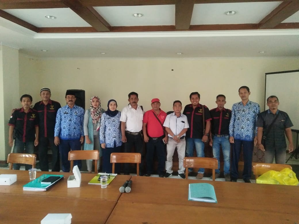 Hearing Dengan DPMD Kabupaten Pasuruan, Pegiat LSM Paparkan Temuan Di Desa 