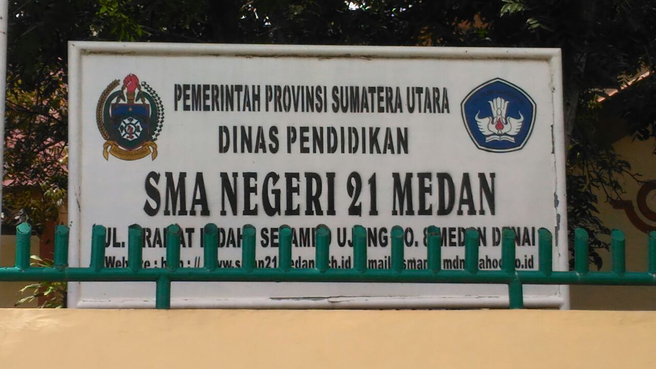 BANGUNAN "MODUS" SMA NEG.21 MEDAN