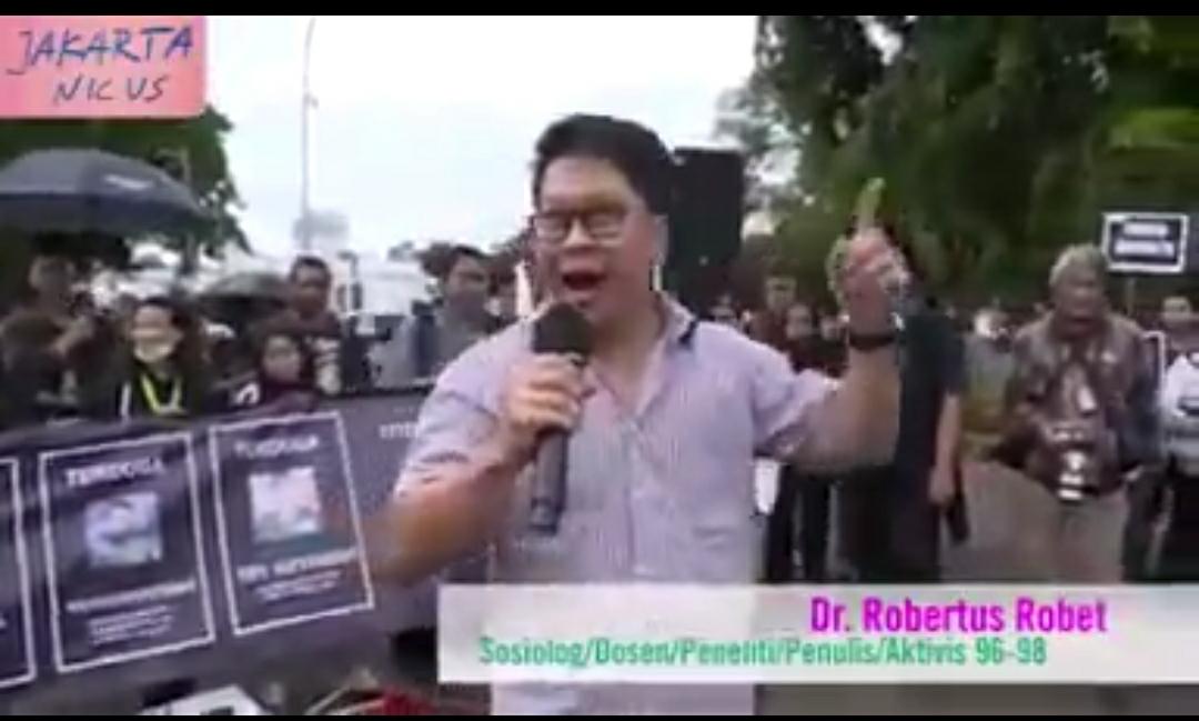 Breaking News : Robertus Robert Penyanyi Nekad Hina TNI, Ahirnya Dibekuk Polisi 