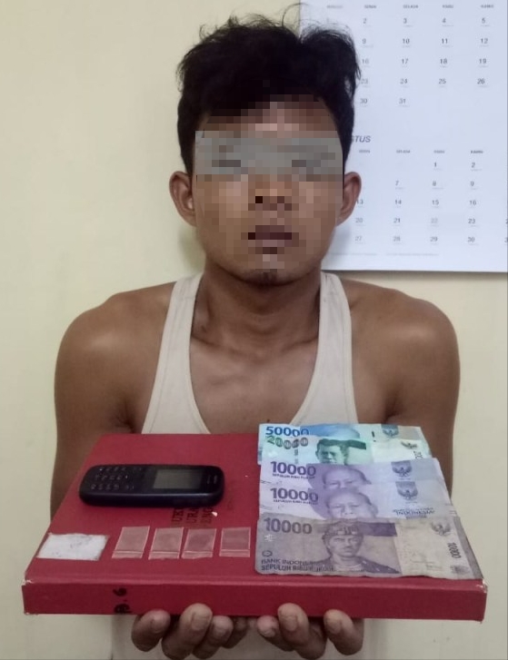 Satres Narkoba Polres Asel Bekuk Pengedar Sabu di Rumah Neneknya