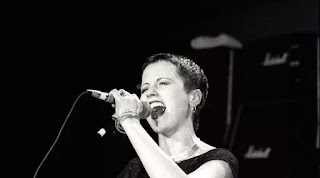 Vokalis The Cranberries Meninggal, Ucapan Duka Mengalir Deras