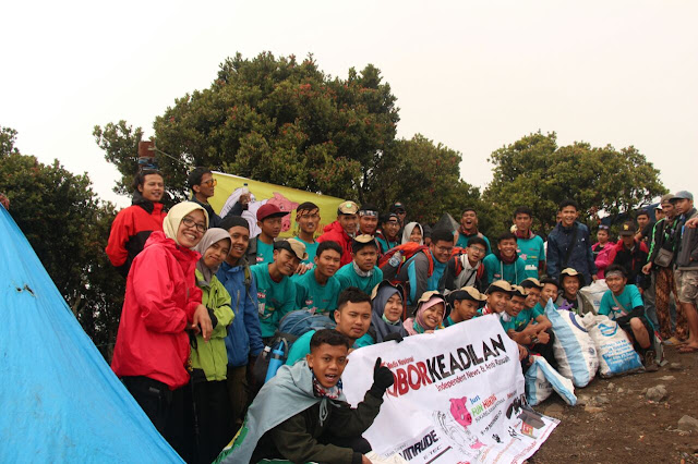 Pendakian Bersih Gunung Gede Pangrango Selesai