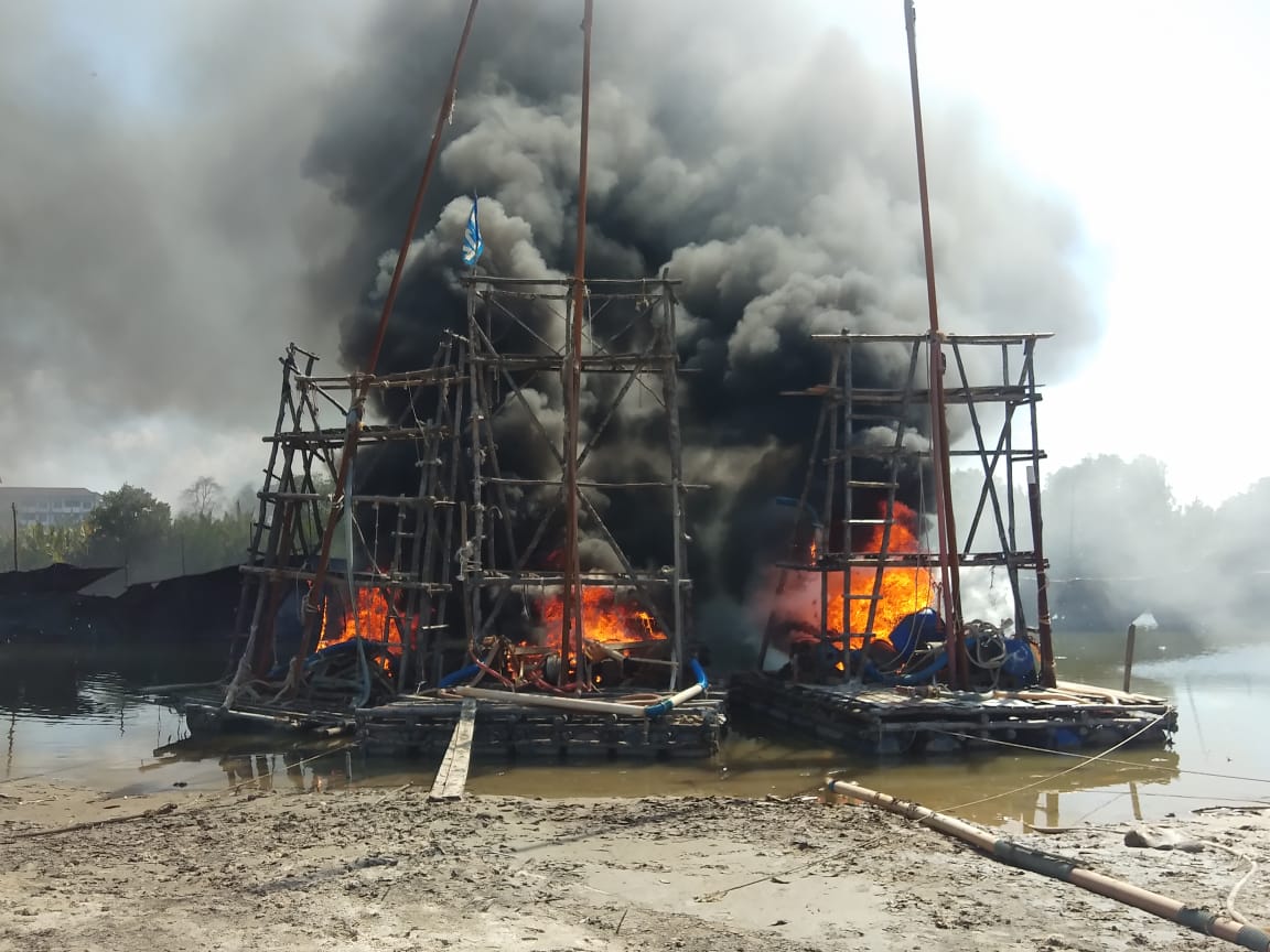 Sakan TI Ilegal di Ibu Kota Bangka Belitung Dibakar Tim Terpadu Walikota Pangkalpinang